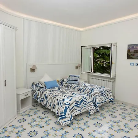 Ambra Sorrento Suites Short Rent Exterior foto