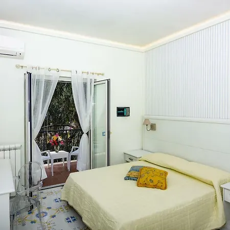 Ambra Sorrento Suites Short Rent Exterior foto